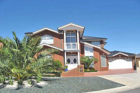 Property photo of 19 Pacific Place Taylors Lakes VIC 3038