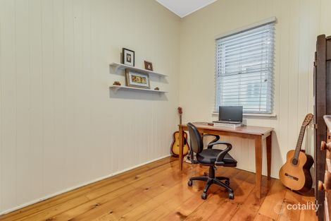 Property photo of 135 Yundah Street Shorncliffe QLD 4017