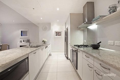 Property photo of 102/19 Queens Road Melbourne VIC 3004