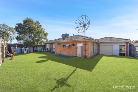Property photo of 18 Hamilton Drive Cranbourne North VIC 3977