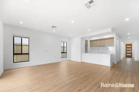 Property photo of 24 Sparrowhawk Crescent Deanside VIC 3336