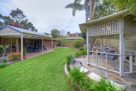1 Tania Dr, Aberfoyle Park, SA 5159