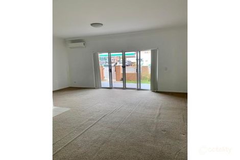 2/221 Guildford Rd, Guildford, NSW 2161