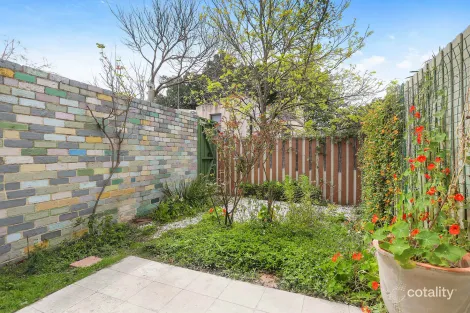 Property photo of 38 Caledonia Street Paddington NSW 2021