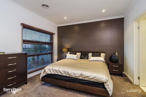 Property photo of 16 Waiben Crescent Point Cook VIC 3030