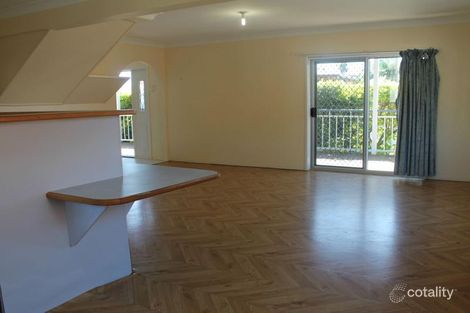 Property photo of 23 Scallop Street Tannum Sands QLD 4680