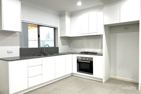 Property photo of 21 Farrendon Place Mount Annan NSW 2567