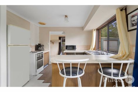 Property photo of 18 Glen Ruther Court Mount Crosby QLD 4306