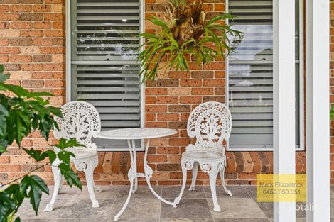 Property photo of 4 Suffolk Place Elderslie NSW 2570