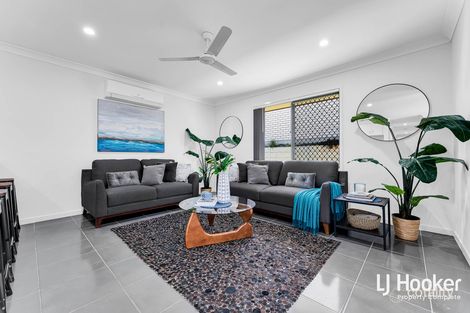 Property photo of 32 Sienna Circuit Yarrabilba QLD 4207