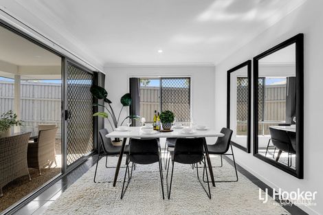 Property photo of 32 Sienna Circuit Yarrabilba QLD 4207