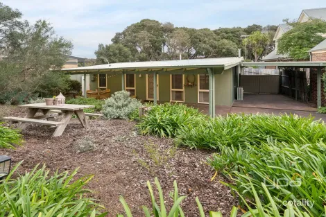 Property photo of 27 Gordon Street Rye VIC 3941