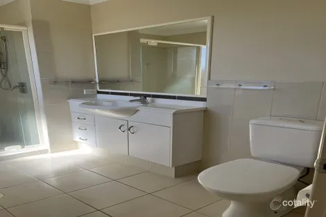 Property photo of 2/17 Majorca Crescent Varsity Lakes QLD 4227