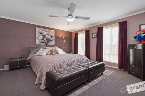 Property photo of 7 The Quadrant Narre Warren South VIC 3805