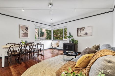 2/4 Eildon Ct, St Kilda, VIC 3182