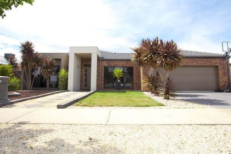 196 Barnes Bvd, Horsham, VIC 3400