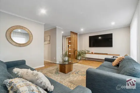 Property photo of 2 Schmidt Court Seaford VIC 3198