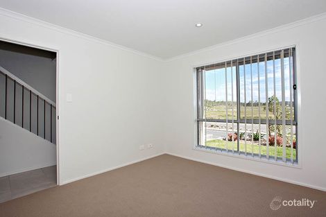 Property photo of 3/8 Lamington Drive Redbank Plains QLD 4301