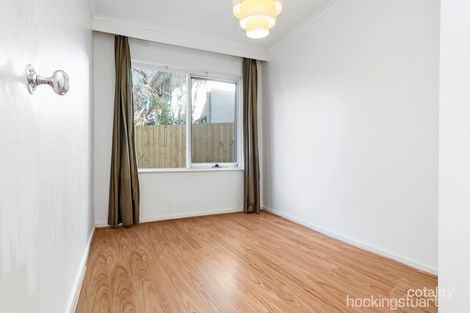 Property photo of 5/2-4 Watson Grove Glen Huntly VIC 3163