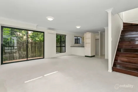 Property photo of 1/14 Vincent Street Indooroopilly QLD 4068