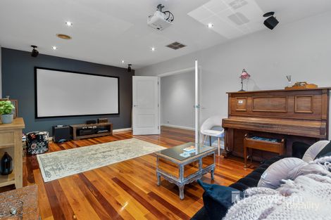 Property photo of 47 Noah Close Mornington VIC 3931