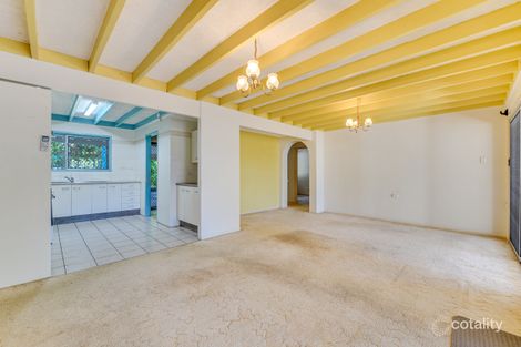 Property photo of 10 Progress Avenue Beachmere QLD 4510