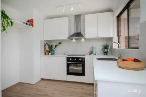 Property photo of 9/42 Blancoa Road Ferndale WA 6148