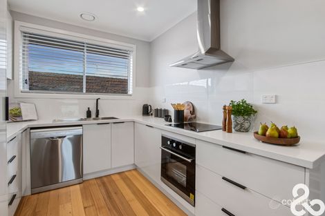 Property photo of 2/91 Barton Street Reservoir VIC 3073
