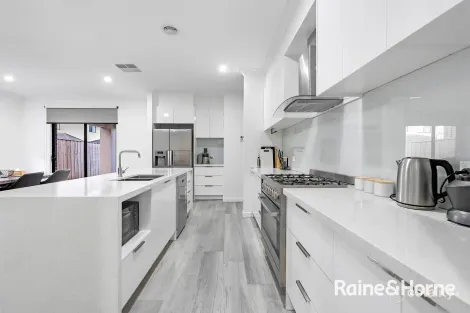 Property photo of 7 Alicante Street Clyde VIC 3978
