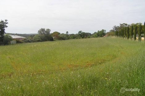 53 Henry Rd, York, WA 6302