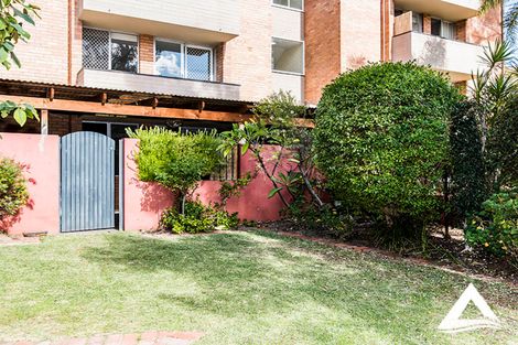 2/4 Dover Ct, Mosman Park, WA 6012
