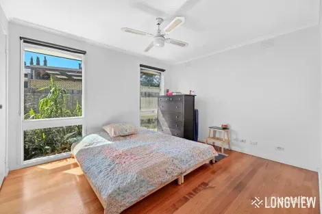 Property photo of 4 Bemersyde Drive Berwick VIC 3806