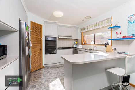 Property photo of 6 Earling Close Wyndham Vale VIC 3024