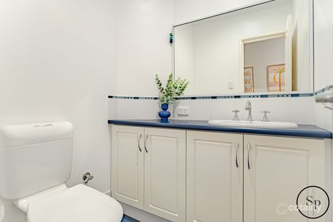 Property photo of 23 Picaroon Place Halls Head WA 6210
