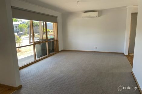 Property photo of 1/19 Wahgunyah Crescent Langwarrin VIC 3910