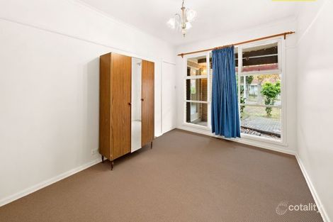 Property photo of 11 Hampshire Road Forest Hill VIC 3131