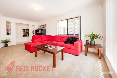 Property photo of 19 Pine Grove Drive Crestmead QLD 4132