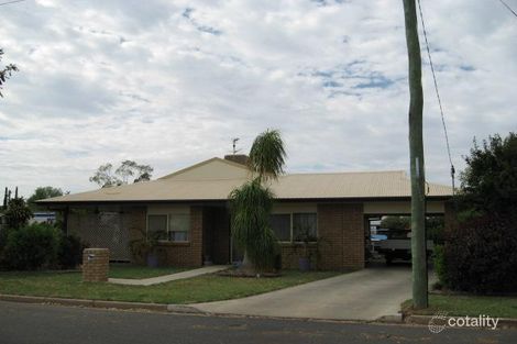 18 Topaz St, Emerald, QLD 4720