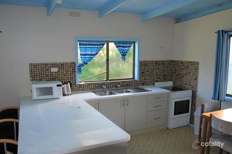 Property photo of 63 Beach Parade Sandy Point VIC 3959