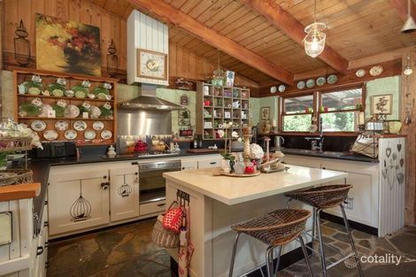 Property photo of 18 Malakoff Road Beechworth VIC 3747