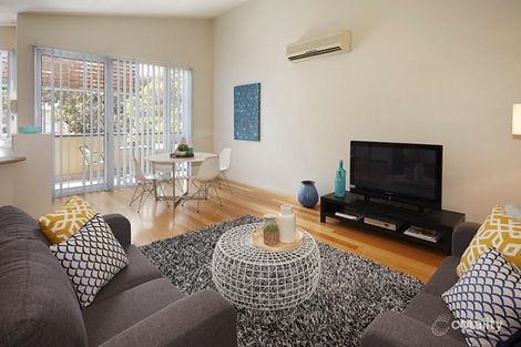 Property photo of 2/440 Hampton Street Hampton VIC 3188