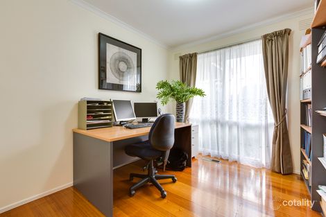 Property photo of 14 Narong Place Keilor Downs VIC 3038
