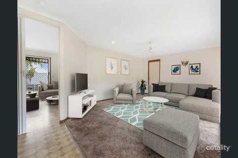 Property photo of 2 Duesbury Crescent Edens Landing QLD 4207