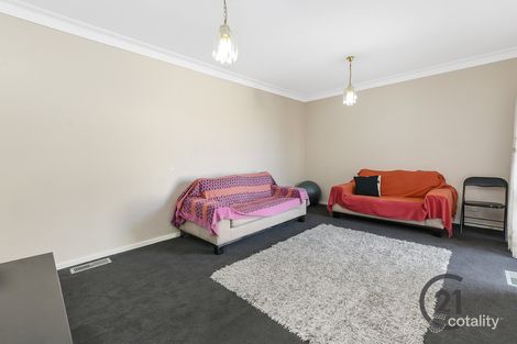 Property photo of 2/10 Liege Avenue Noble Park VIC 3174