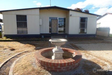 28 Gould St, Warracknabeal, VIC 3393