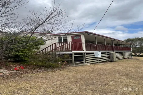 15 Dale St, Crows Nest, QLD 4355