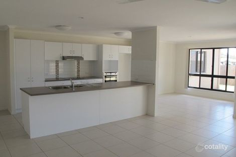 Property photo of 13 Jeana Close Boyne Island QLD 4680