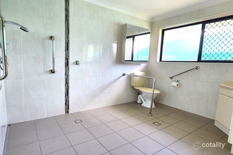 Property photo of 43 Melaleuca Crescent Stanthorpe QLD 4380