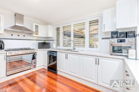 Property photo of 12 Fantail Way Huntingdale WA 6110