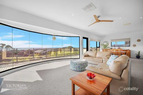 Property photo of 4 Thames Place Mount Martha VIC 3934